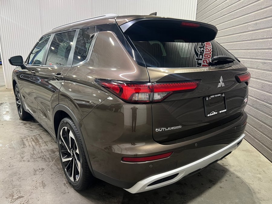 Mitsubishi Outlander SEL**S-AWC**TAUX À PARTIR 0.9%**TOIT OUVRANT**CUIR 2022 Noir