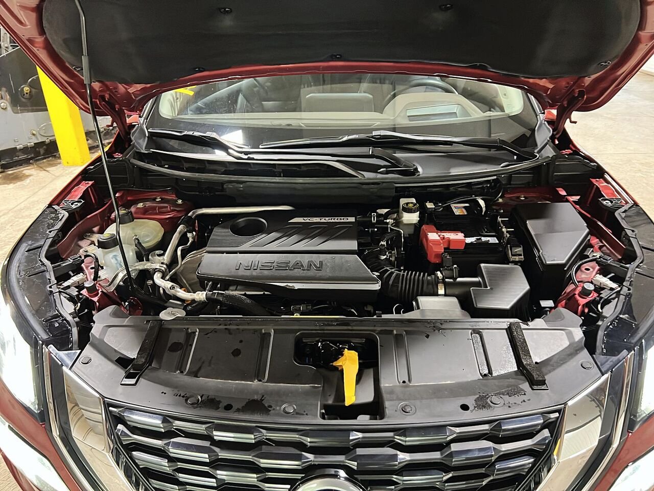 2023 Nissan Rogue Red Québec - photo #3