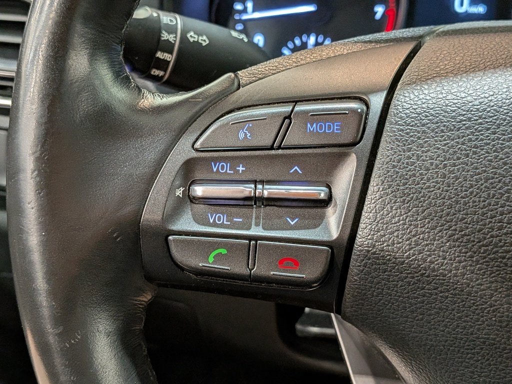 2018 Hyundai Elantra GT GL Auto White Val-David - photo #14