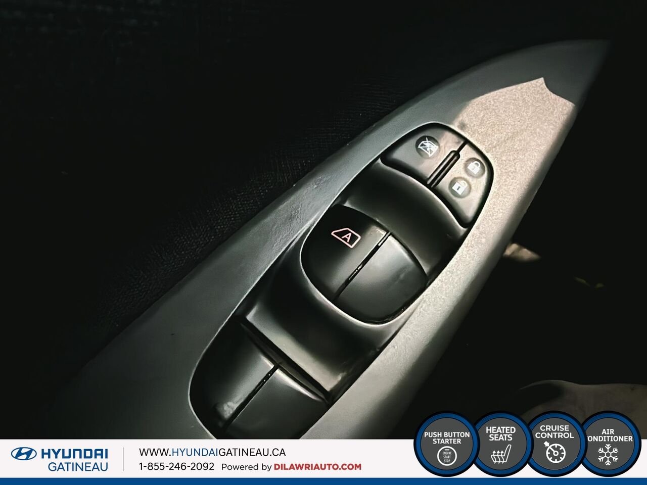 Nissan Sentra Berline 4 portes ** air climatiser ,sieges chauffant ,bas millage *** 2015 Blanc Ottawa & Gatineau - photo #8
