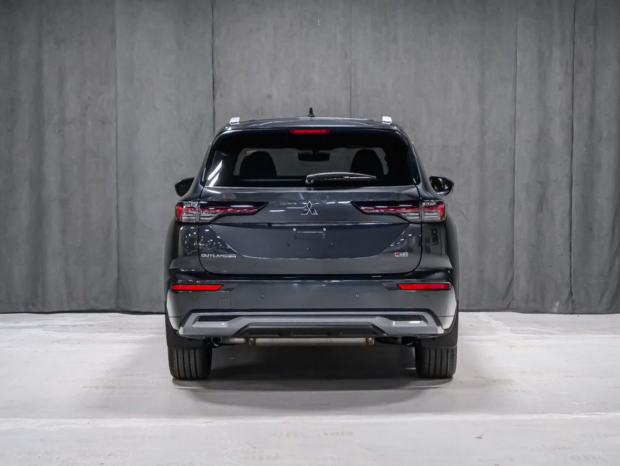 2026 Mitsubishi Outlander GT PREMIUM Moonstone Grey/Black Roof