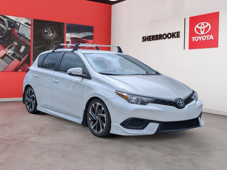 2018 Toyota Corolla iM 2018 White
