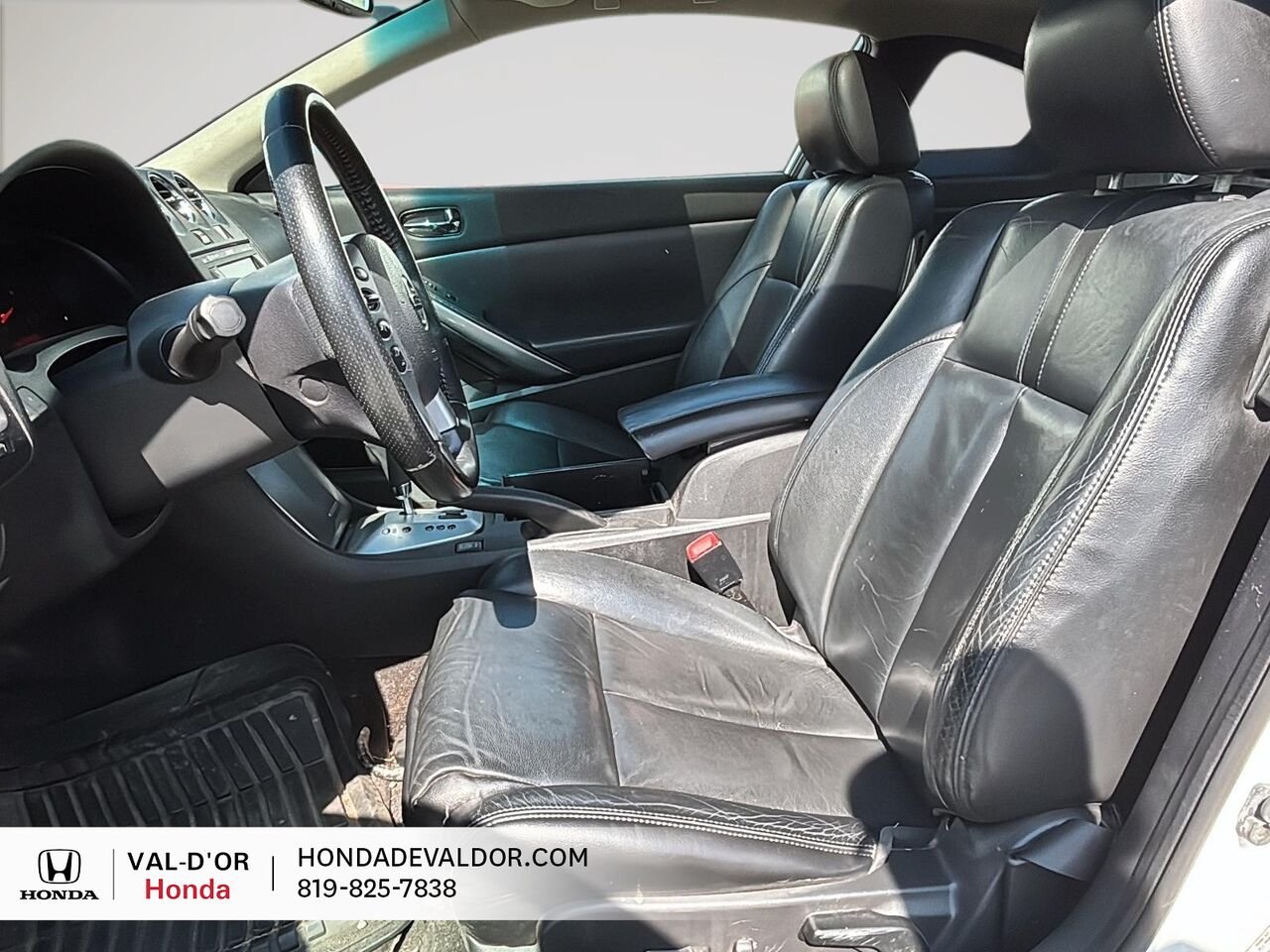 2009 Nissan Altima 2dr Cpe I4 CVT 2.5 S White Val-d'Or - photo #6