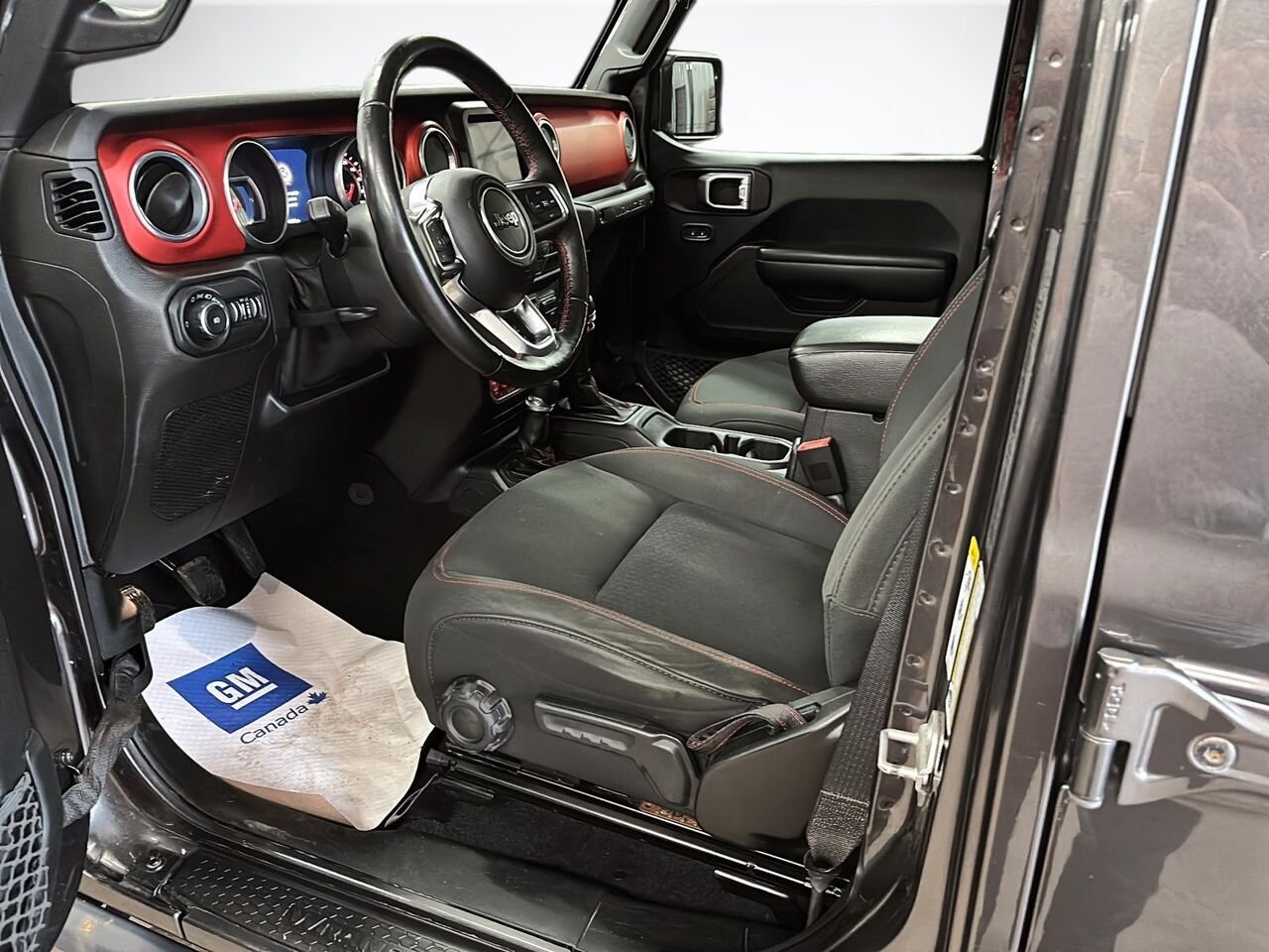 2018 Jeep Wrangler Unlimited Rubicon 4x4 Silver Saint-Hyacinthe - photo #7
