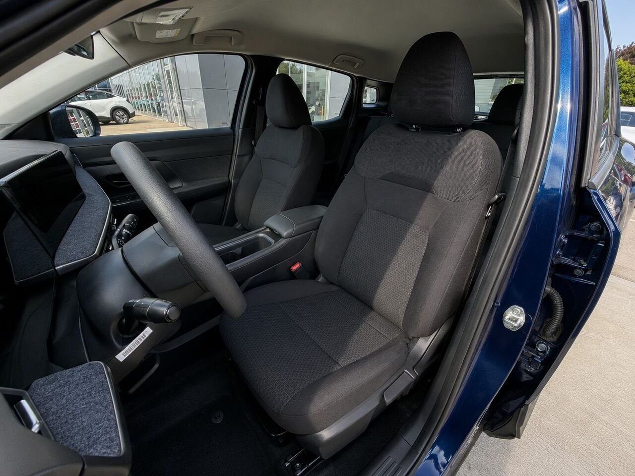 Nissan Kicks KICKS S AWD 2026 Bleu foncé nacré Châteauguay - photo #11