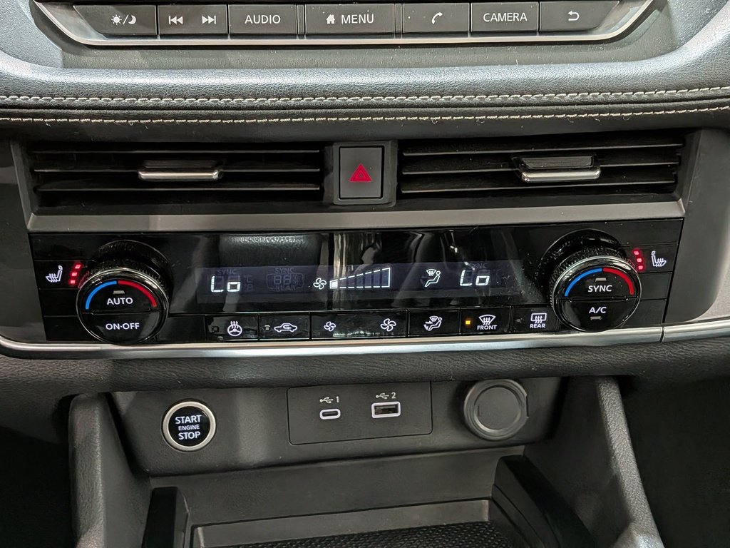 Nissan Rogue AWD SV Moonroof 2023 Or Val-David - photo #22