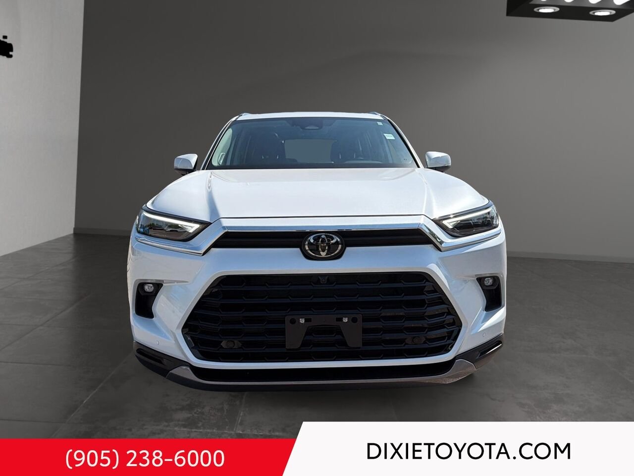 2024 Toyota Grand Highlander LIMITED AWD / CLEAN CARFAX / HEATED AND VENTILATED SEATS / ALLOY WHEELS / MOONROOF / CARPLAY AND ANDROID AUTO White Mississauga - photo #1