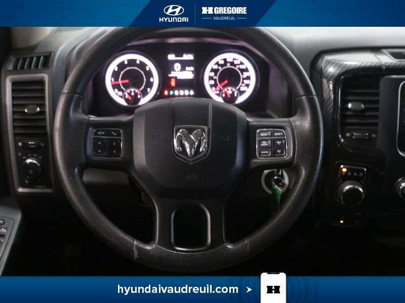 Dodge Ram YA857 | Express 4x4 Quad Cab 6'4" Box *Ltd Avail* 2018 Blanc Laval - photo #19