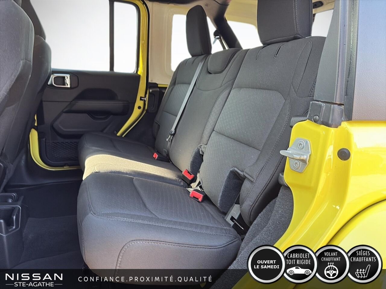 2023 Jeep Wrangler Sahara 4 portes 4x4 Yellow Saint-Jérôme - photo #8