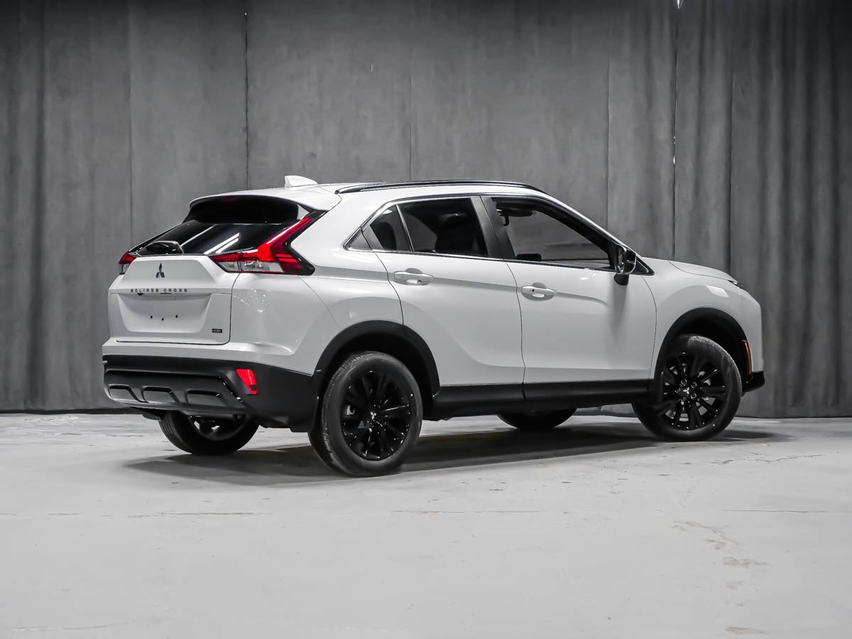 2026 Mitsubishi Eclipse Cross NOIR White Diamond Montreal - photo #4