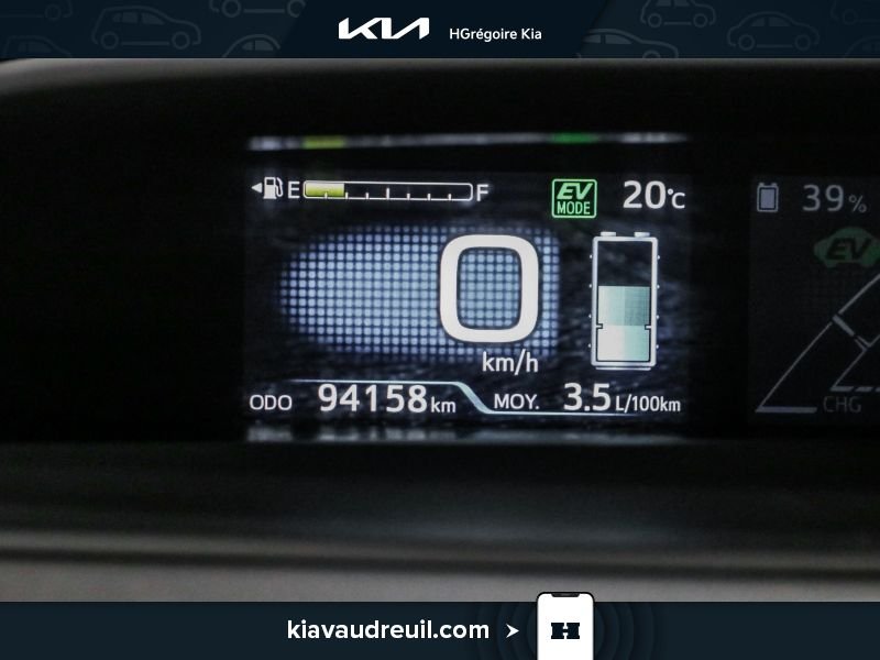 2021 Toyota Prius Blue Blainville - photo #16