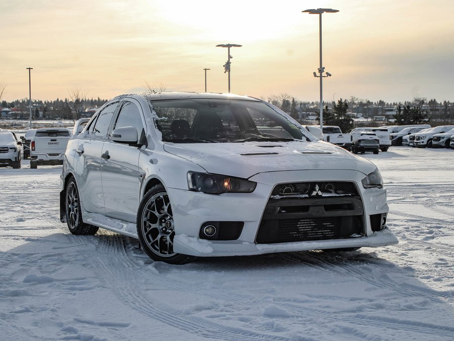 2015 Mitsubishi Lancer Evolution 2015 White