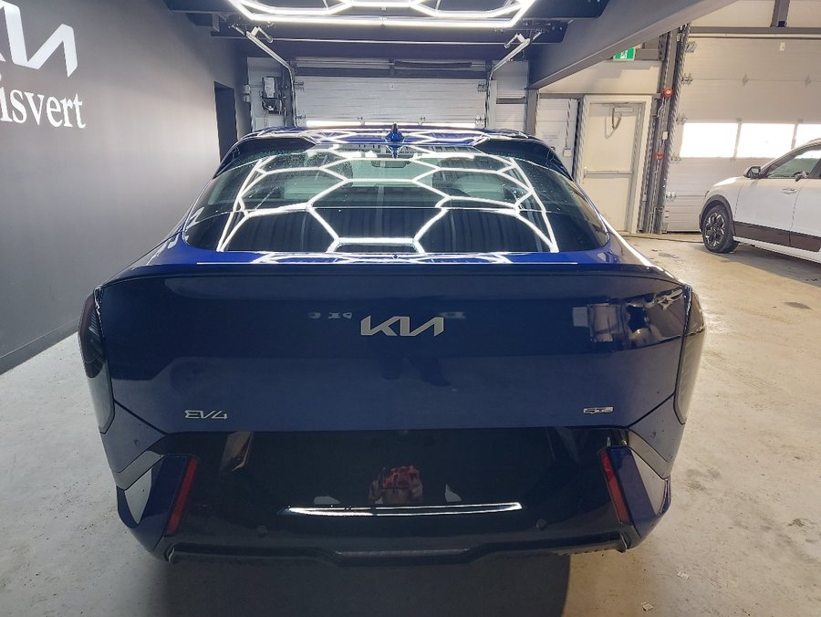2026 Kia EV4 2026 Yacht Blue