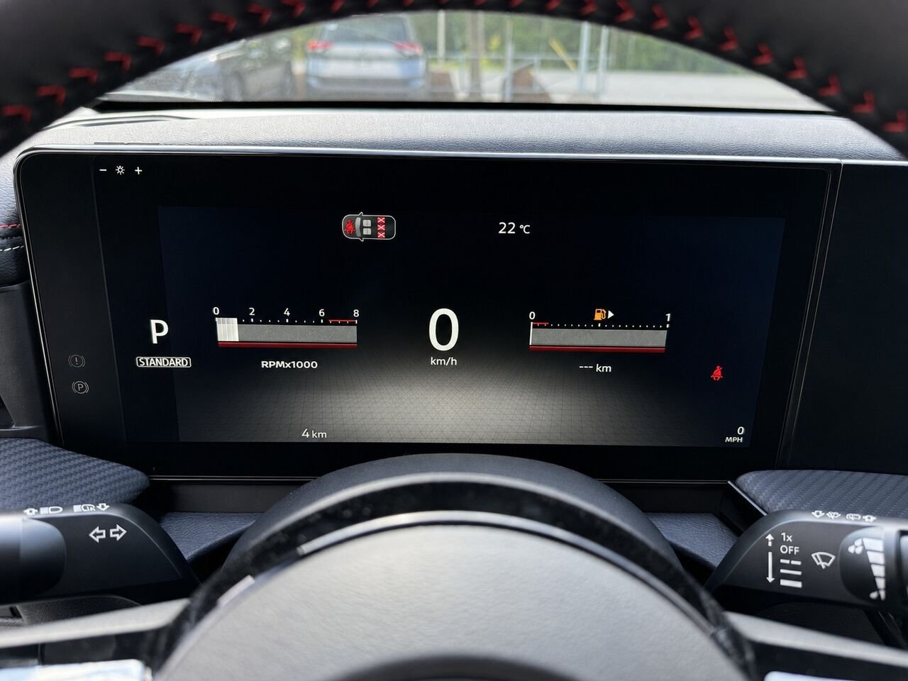 NISSAN Kicks KICKS SR PRIVIL GE 2026 Blanc d'Aspen triple couche/Noir intense Châteauguay - photo #12