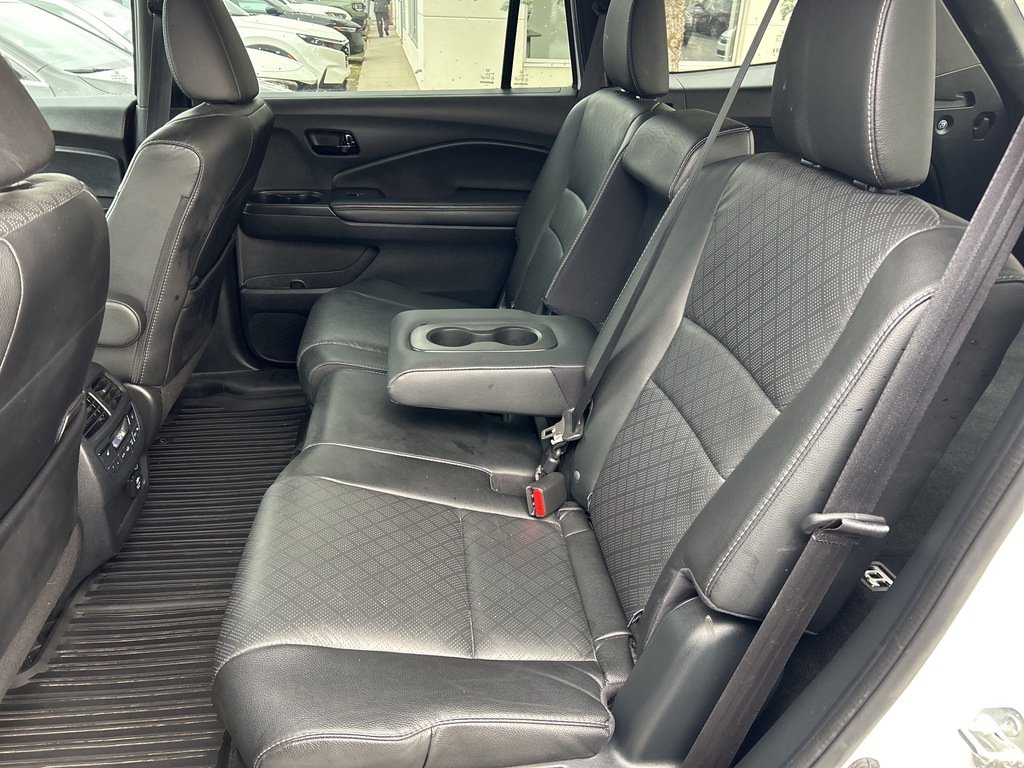2023 Honda Passport Touring White Gatineau - photo #15
