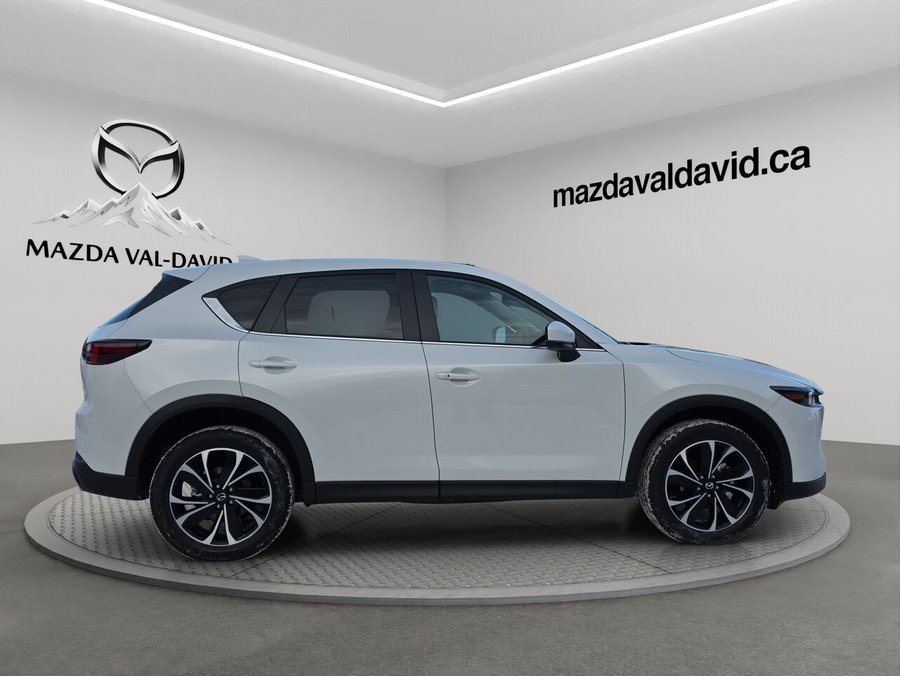 Mazda CX-5 Gs, awd, Toit ouvrant, volant et rétroviseurs chauffants, hayon électrique 2025 Blanc rhodium métallisé