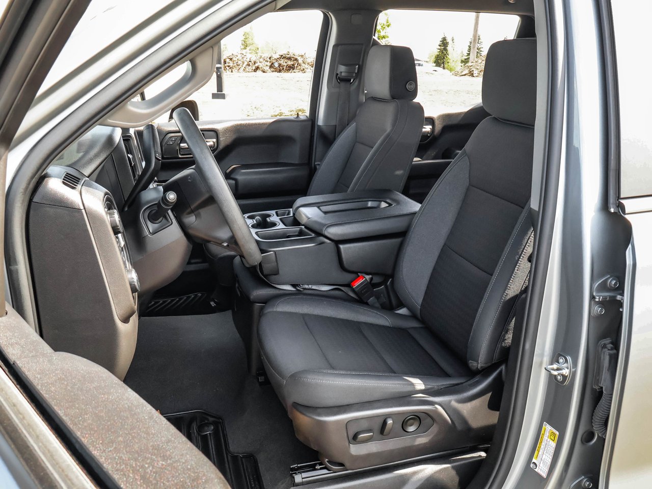 2024 Chevrolet Silverado 1500 4WD Crew Cab 147 Custom Grey Sherwood Park - photo #13