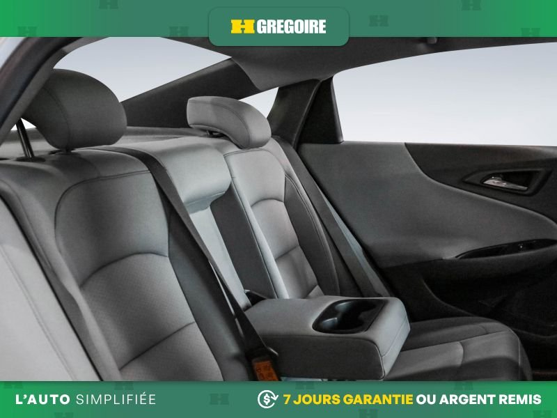 2020 Chevrolet Malibu Silver Blainville - photo #26