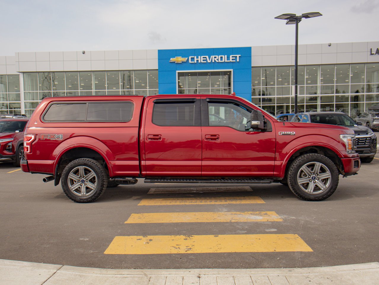 2018 Ford F-150 XLT 4WD SuperCrew 5.5' Box Red Sherwood Park - photo #12