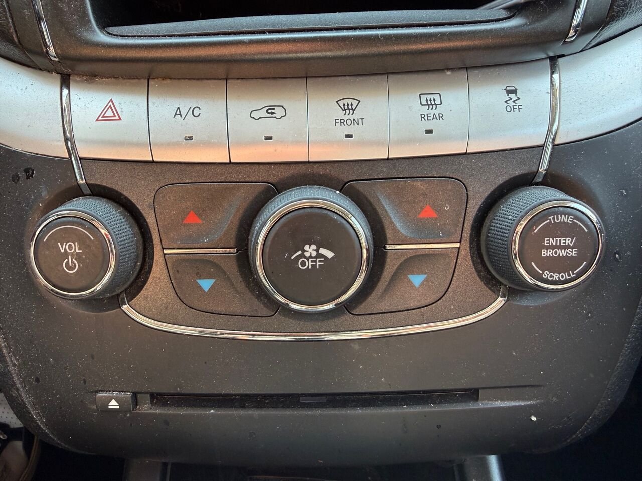 Dodge Journey Traction avant 4 portes, SXT 2016 Blanc Châteauguay - photo #15