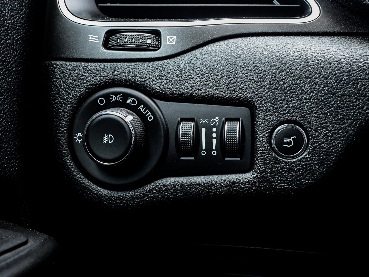 2020 Jeep Cherokee Trailhawk 4x4 Grey Sherwood Park - photo #19