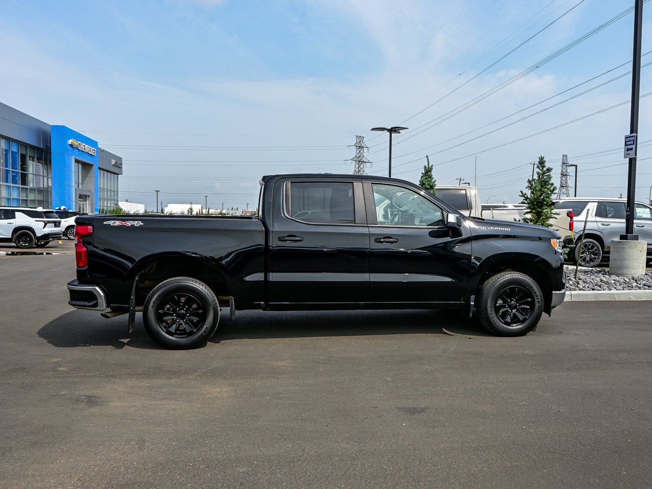2026 Chevrolet Silverado 1500 4WD Crew Cab 147 LT Black Sherwood Park - photo #14