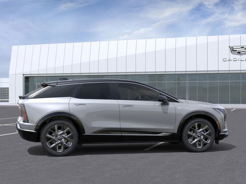 2026 CADILLAC OPTIQ 2026 Argent Silver Metallic