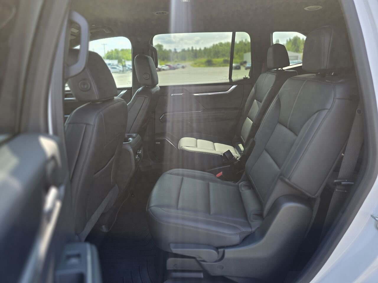 GMC Acadia Elevation 2024 Blanc Rouyn-Noranda - photo #18
