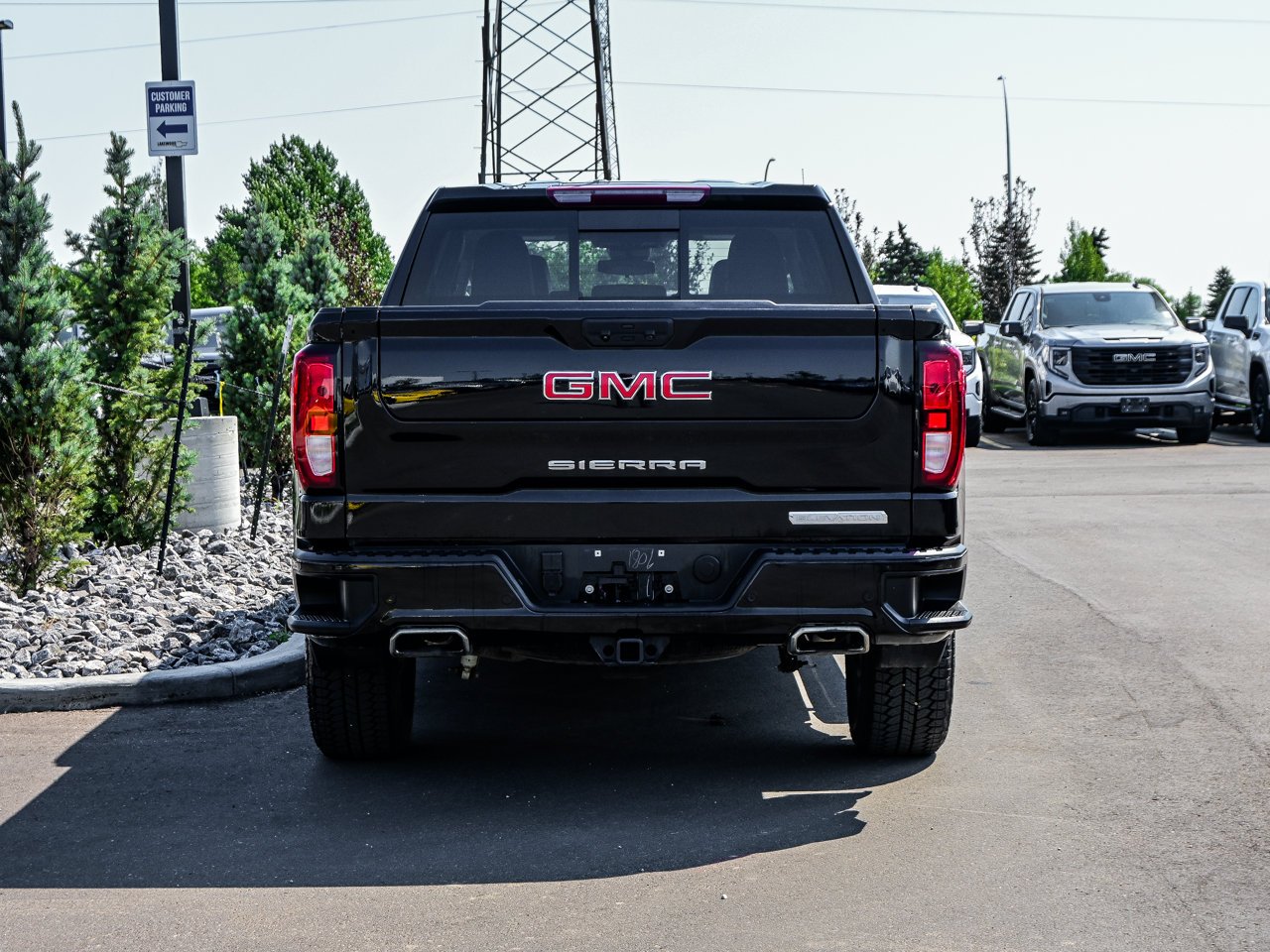 2025 GMC Sierra 1500 4WD Crew Cab 147 Elevation Black Sherwood Park - photo #11