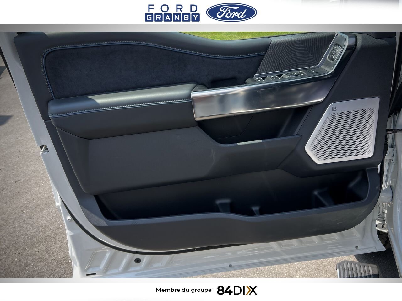 2025 Ford Super Duty F-250 SRW White Granby - photo #19