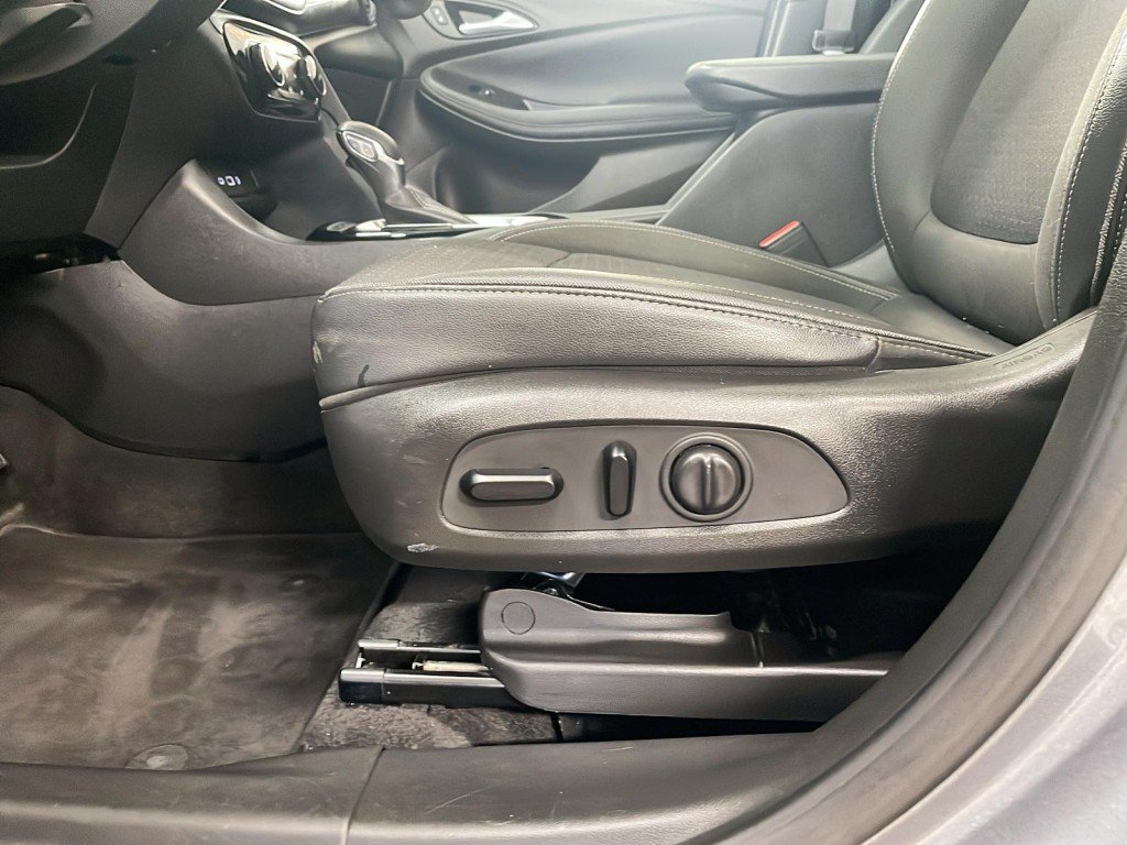 Buick ENCORE GX 2020 Gris Amos - photo #11
