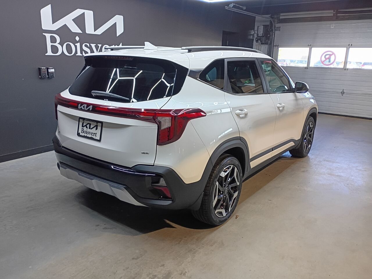 Kia Seltos 2025 Blanc Blainville - photo #6