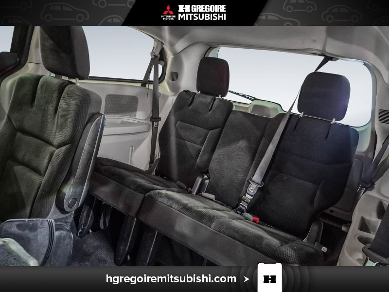 Dodge GR Caravan 2017 Brun Blainville - photo #26