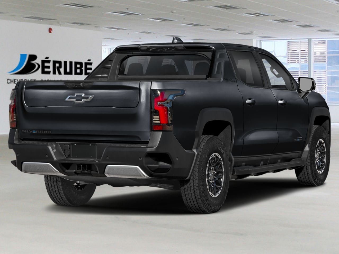 2026 CHEVROLET Silverado EV SILVERADO EV CREW CAB e4WD TRAIL BOSS SHORT BOX EXTENDED RANGE (2TR) BLACK Rivière-du-Loup - photo #2