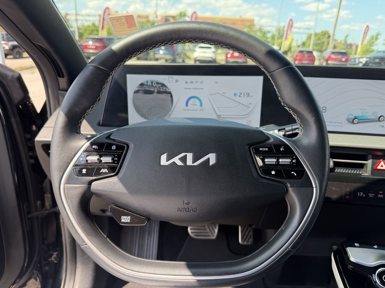 KIA EV6 GT LINE Land TI avec ensemble GT-Line 1 2024 Noir Gatineau - photo #2