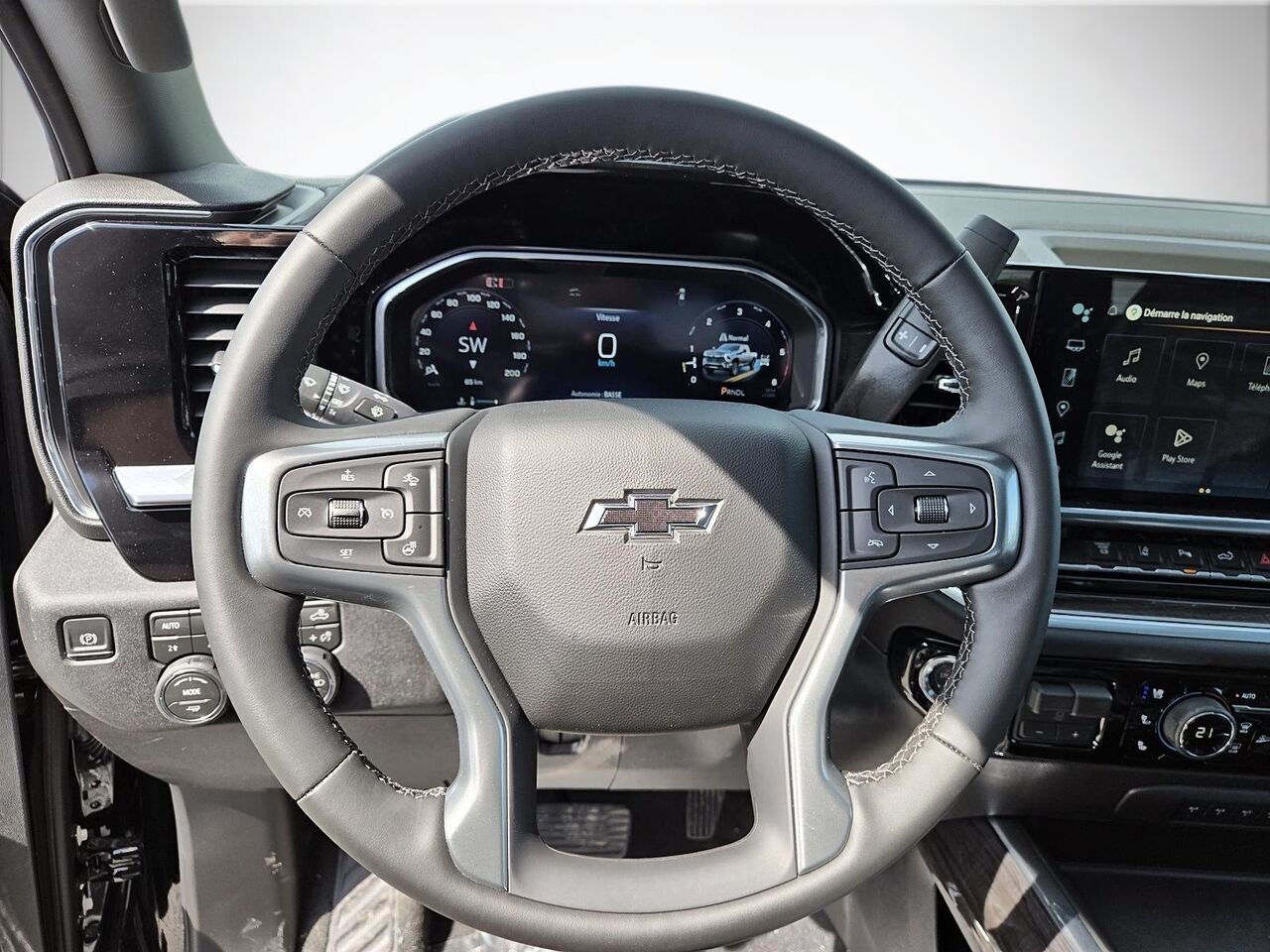 Chevrolet Silverado 2500HD LTZ cabine multiplace 4RM 159 po 2026 NOIR Saint-Hyacinthe - photo #9