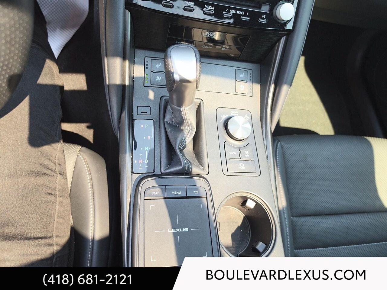 Lexus IS 19860A 2025 Gris Québec - photo #16