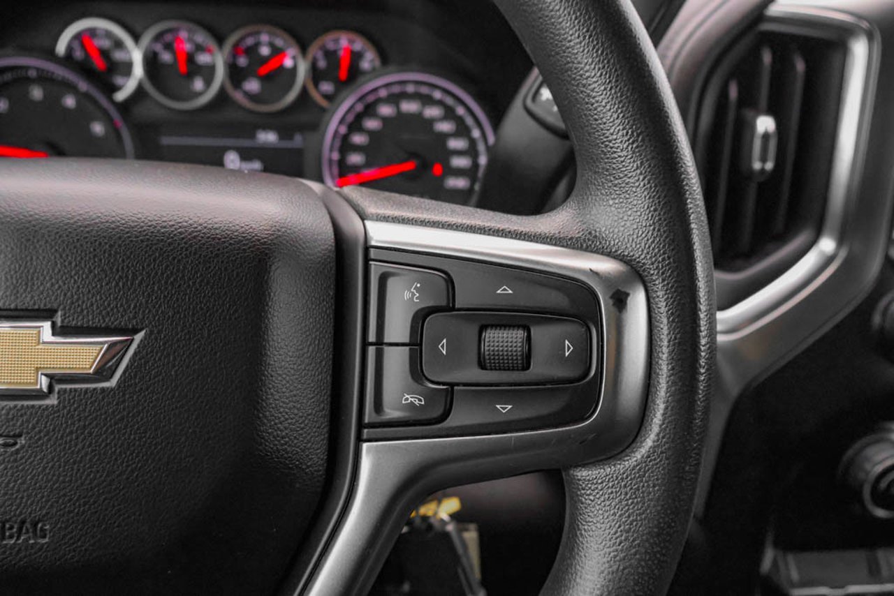 2020 Chevrolet Silverado 3500HD 4WD Crew Cab 172 LT White Sherwood Park - photo #20