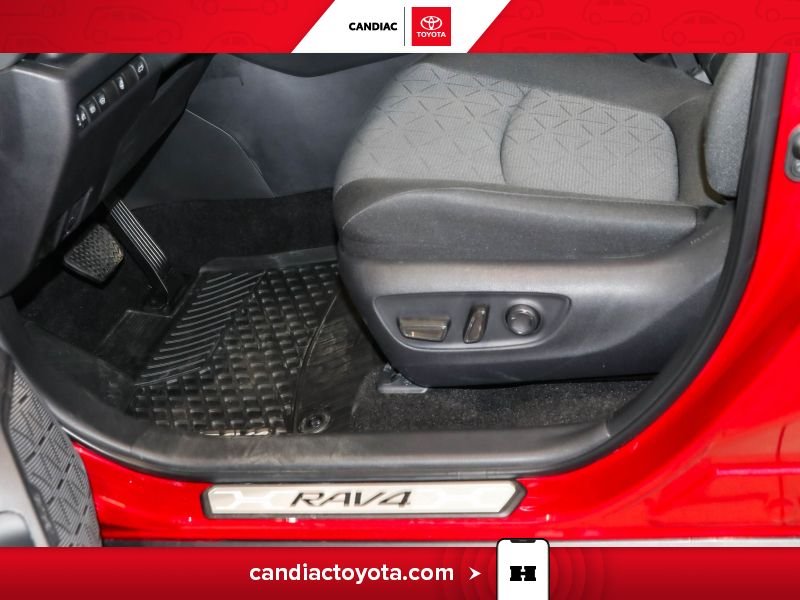 Toyota Rav 4 2025 Rouge Saint-Eustache - photo #22
