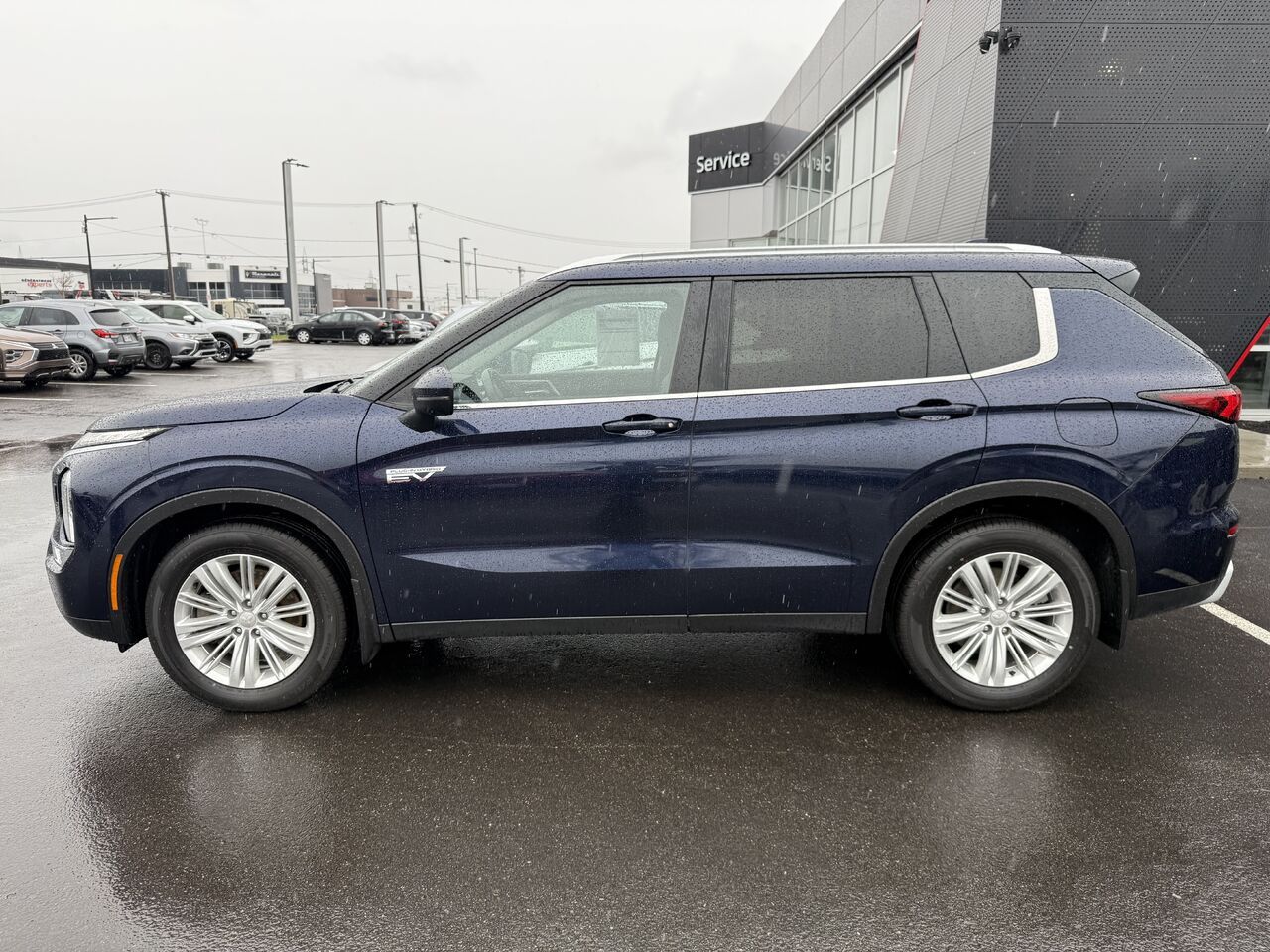 Mitsubishi Outlander 2024