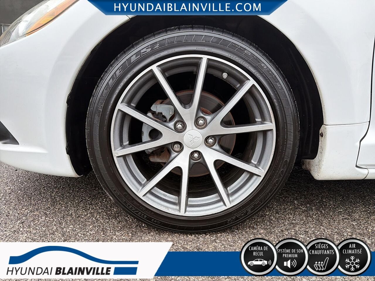 2011 Mitsubishi Eclipse White Blainville - photo #7