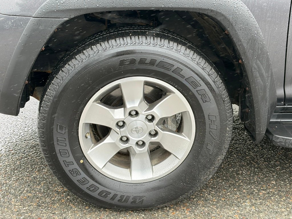 Toyota 4Runner 4WD 4dr V6 SR5 2013 Gris Gatineau - photo #8