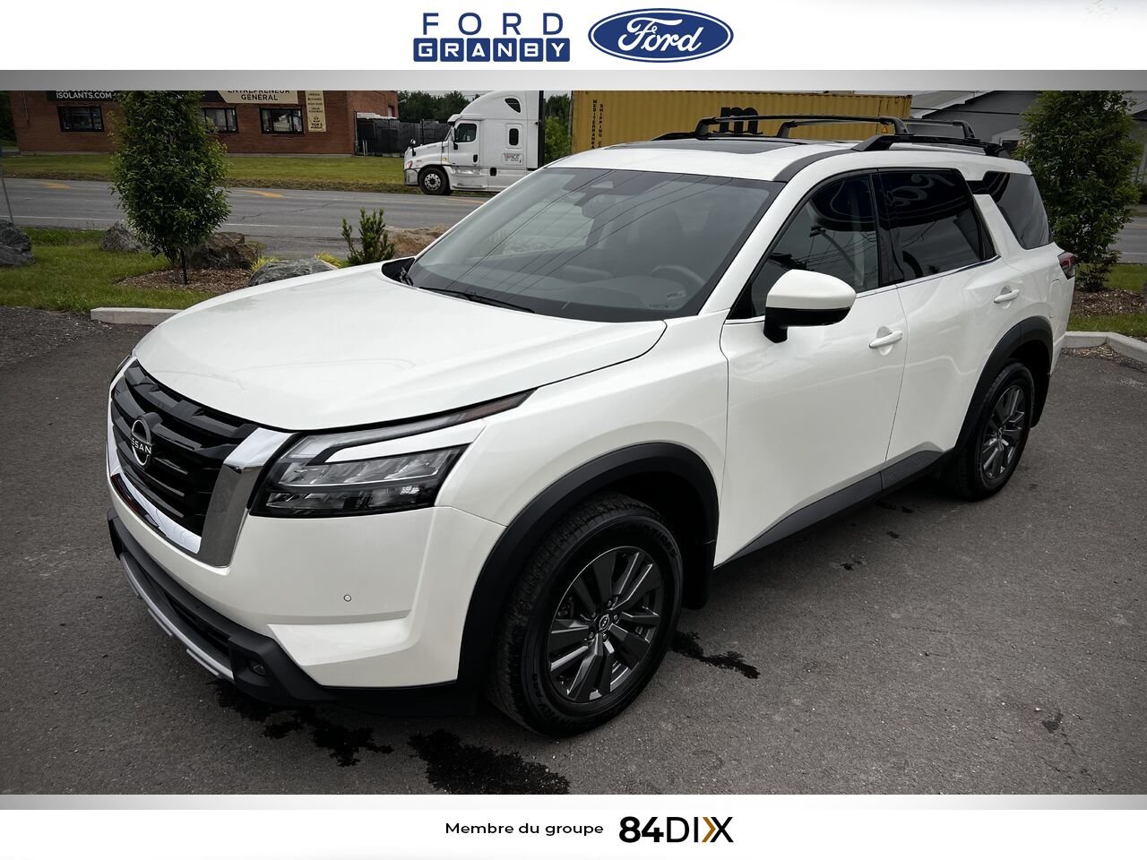 Nissan Pathfinder 2024 Blanc Granby - photo #10