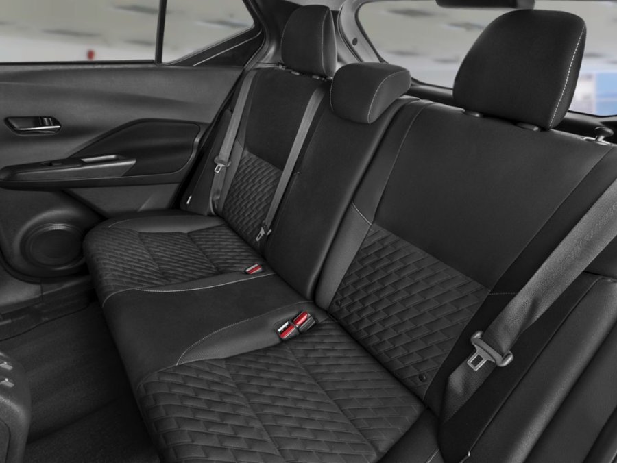 2025 Nissan Kicks Play 2025 Grey
