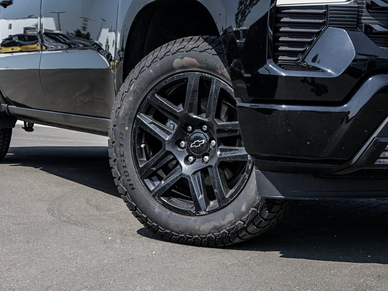 2024 Chevrolet Silverado 1500 4WD Crew Cab 147 RST Black Sherwood Park - photo #5