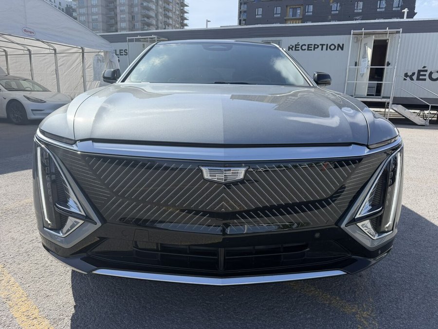 2024 Cadillac LYRIQ 2024 Silver