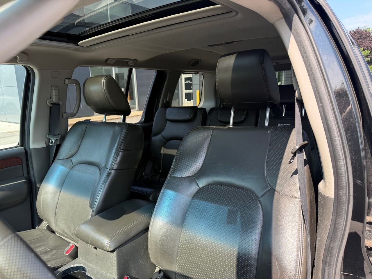 2010 Nissan Pathfinder Black Châteauguay - photo #10