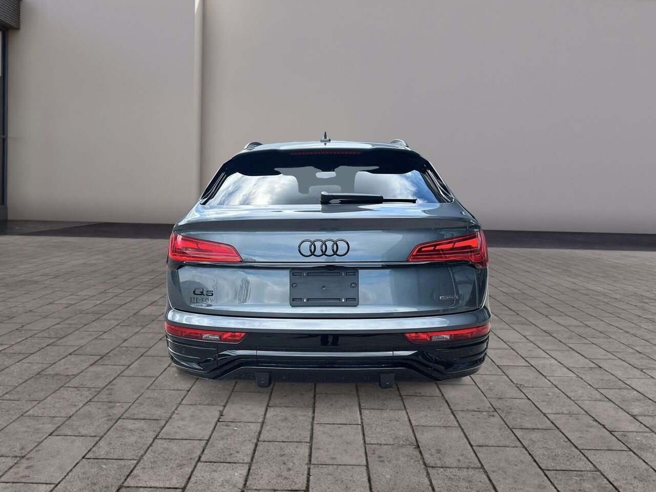 2025 Audi Q5 Sportback PROGRESSIV Grey Québec - photo #2