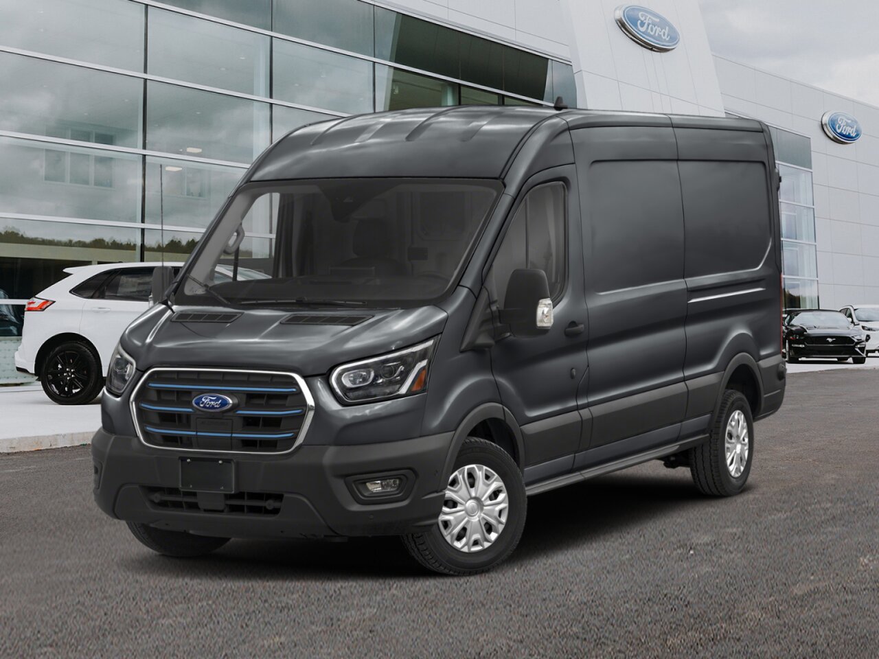 2025 Ford E-Transit Cargo Van Carbonized Grey Metallic Saint-Eustache - photo #0