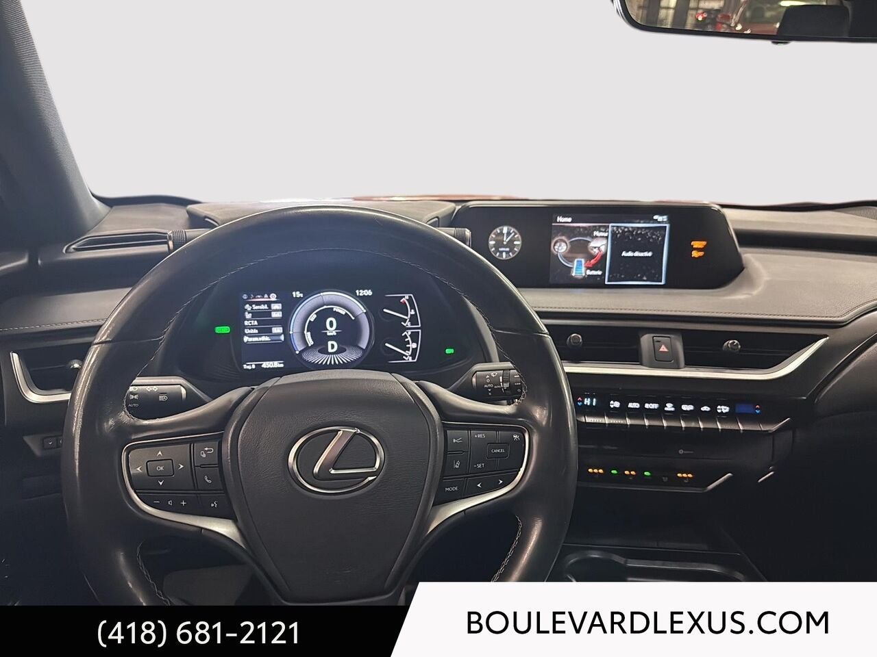 2020 Lexus UX Orange Quebec - photo #17